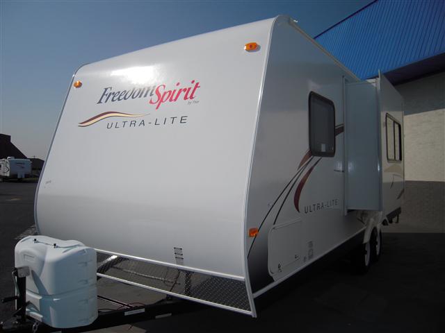 New 2010 Dutchmen Freedom Spirit FSU240 Travel Trailer For Sale